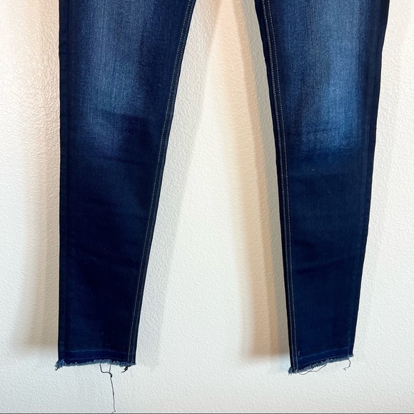 'The Skinny' Skinny Jean - Picture 9 of 11